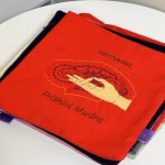 Картина Мудра червона, котон, 24*24 см